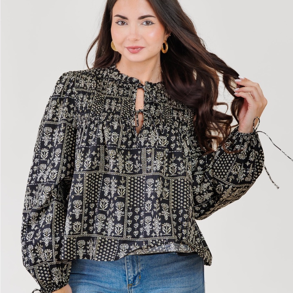 Aureum NWT Women's Tie Blouse Top‎ Black White Size S